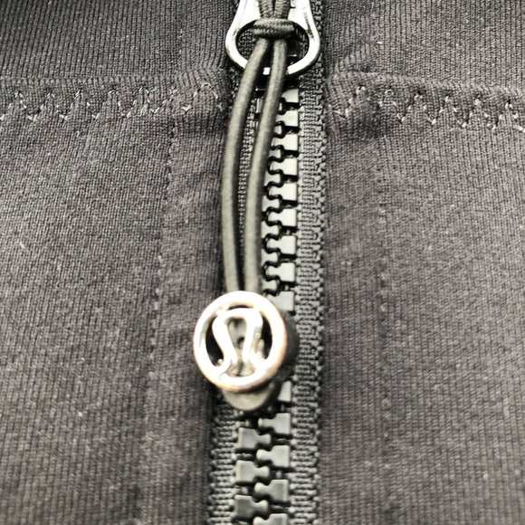 Lululemon Black City To Yoga Jacket Size 8 - Picture 8 of 11